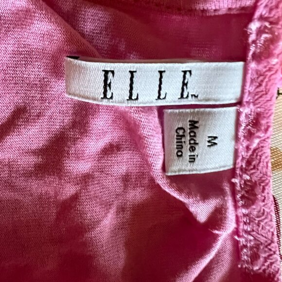 Elle Pink Sleeveless Shell Blouse w/Tie at Neck - Medium - Picture 3 of 4
